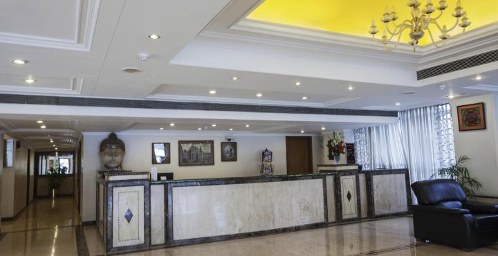 Hotel Gemini Continental, Hazratganj Lucknow Esterno foto