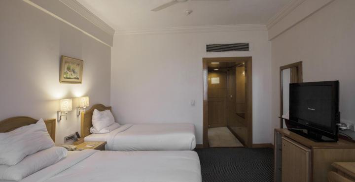 Hotel Gemini Continental, Hazratganj Lucknow Esterno foto