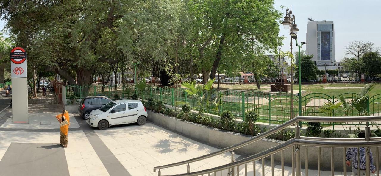 Hotel Gemini Continental, Hazratganj Lucknow Esterno foto